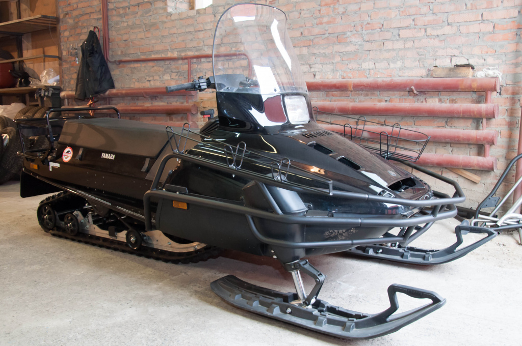 Бампер YAMAHA VK 540 III, IV, V  (трехлучевой)